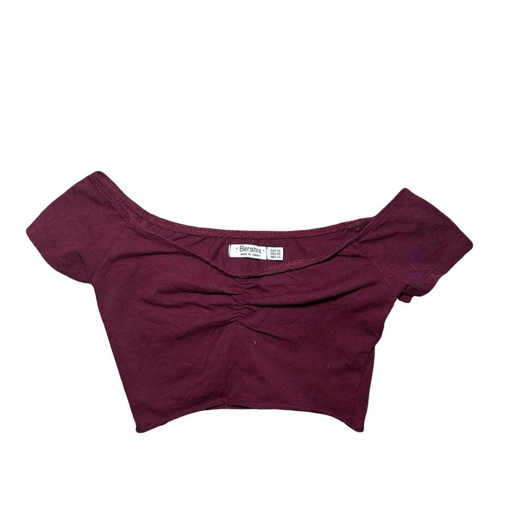 Bershka Women's Burgundy and Red Crop-top